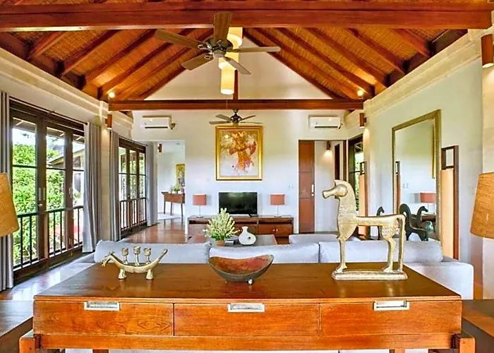 Shady Greenish 3 Bedroom Private Pool Zn47 Villa *